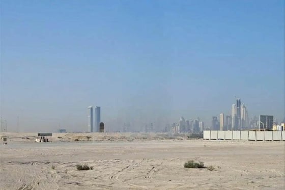 Prime Investment Plot for Sale in Sama Al Jaddaf, picture 4