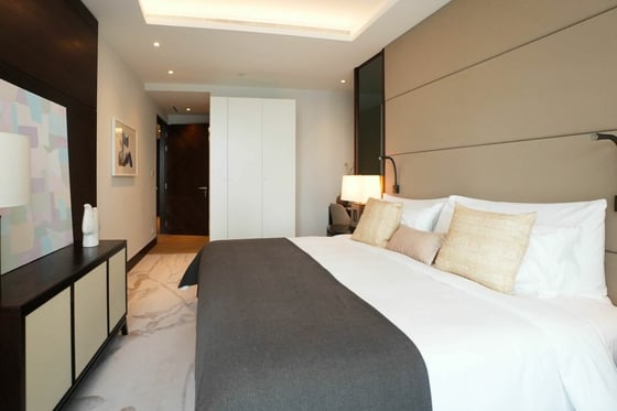 FULLY FURNISHED | VACANT | FACING BURJ KHALIFA, picture 16
