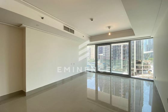 Burj and Fountain Views | Chiller Free | Bright, picture 9