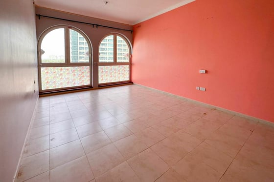 Spacious | Canal Views| Vacant Soon, picture 10
