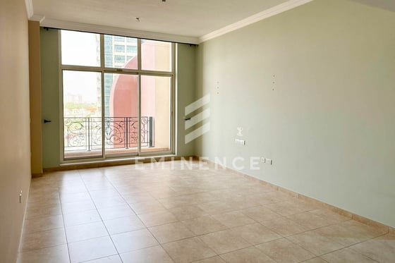 Spacious | Canal Views| Vacant Soon, picture 7