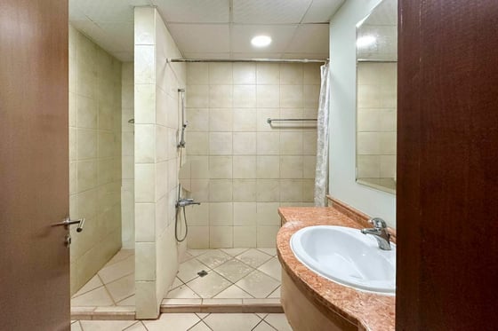 Spacious | Canal Views| Vacant Soon, picture 40