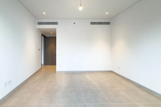 BRAND NEW | BIG LAYOUT | PRIME LOCATION, picture 14