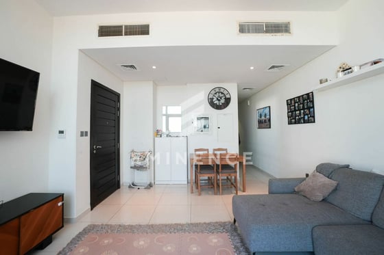 Corner Plot | 3 Beds + Maids | Rented, picture 13
