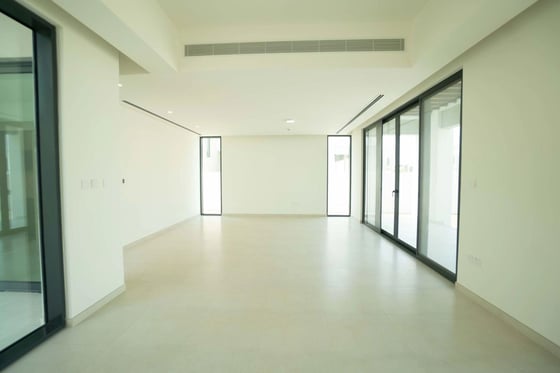 Exclusive | Single Row | On the Park | Roof Access, picture 8