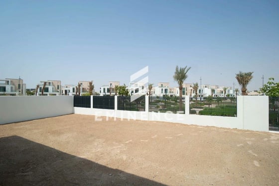 Exclusive | Single Row | On the Park | Roof Access, picture 24