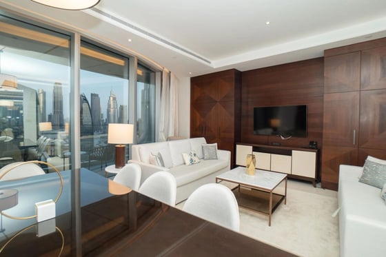 02 Series | Burj Khalifa View | Vacant Soon, picture 10