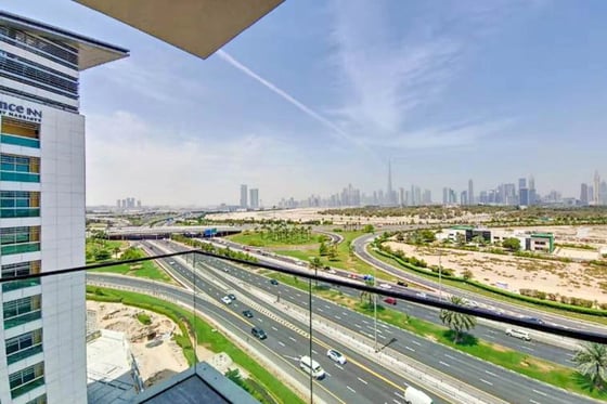 FURNISHED | BURJ KHALIFA/DOWNTOWN SKYLINE VIEWS, picture 2