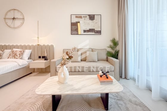 Luxury Furnished | High Floor | Large Studio, picture 9
