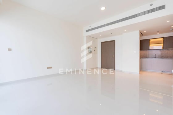 Exclusive | Water and Marina Skyline View | Rented, picture 11