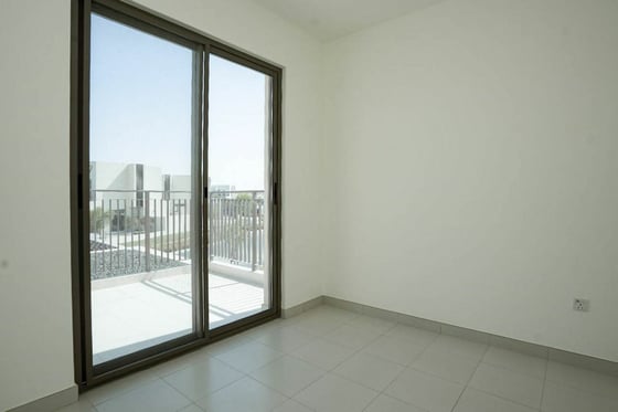 VACANT | SPACIOUS 3BR plus MAIDS | POOL VIEW, picture 24