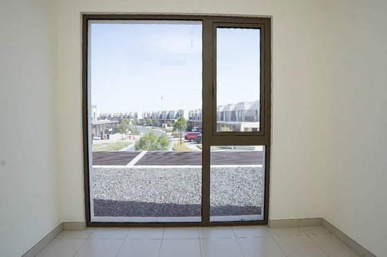 VACANT | SPACIOUS 3BR plus MAIDS | POOL VIEW, picture 30