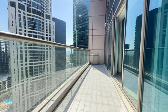 FULLY FURNISHED | PRIME LOCATION | 2BR | VACANT, picture 30