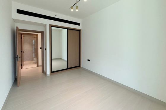 Vacant | Brand New | High Floor | 2BR plus Maids, picture 10
