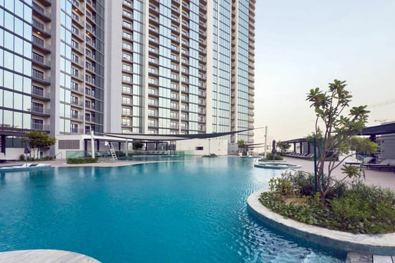 Furnished 1BR | Beautiful Amenities View | Vacant, picture 16