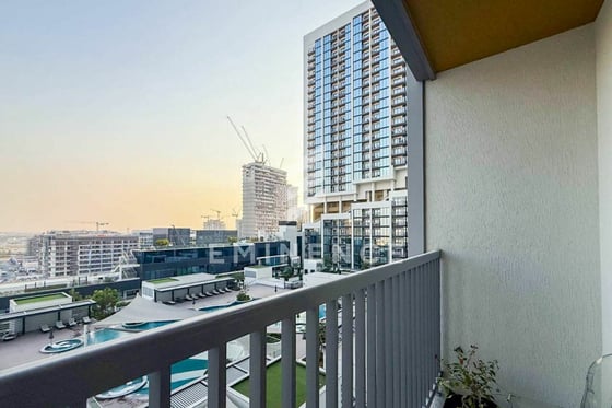 Furnished 1BR | Beautiful Amenities View | Vacant, picture 1