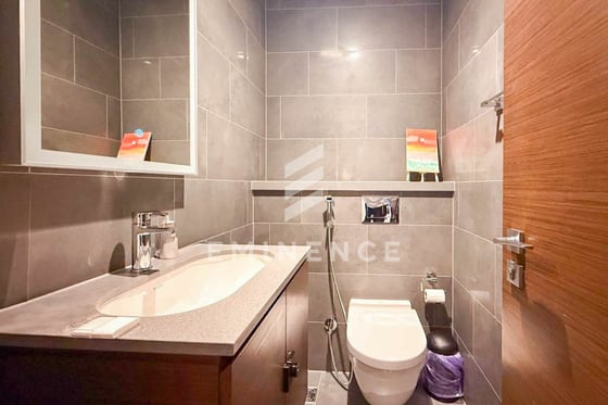 Furnished 1BR | Beautiful Amenities View | Vacant, picture 11