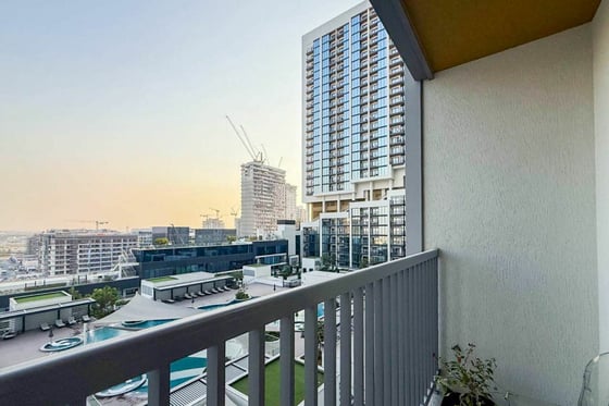 Brand New | Lagoon View | Vacant | Prime Location, picture 10