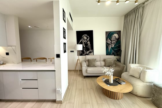 Corner Unit | Furnished | Beautiful View, picture 12