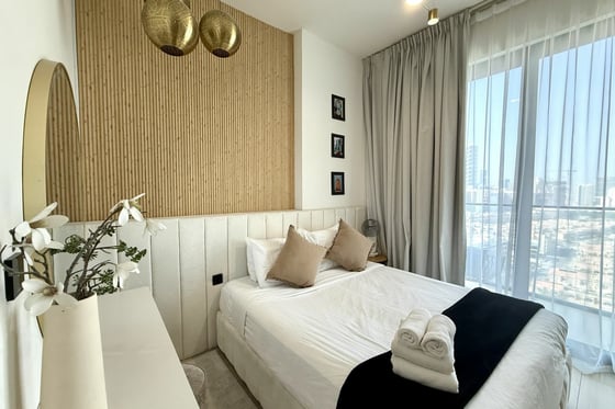 Corner Unit | Furnished | Beautiful View, picture 14