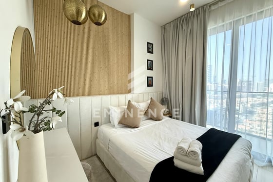 Corner Unit | Furnished | Beautiful View, picture 13