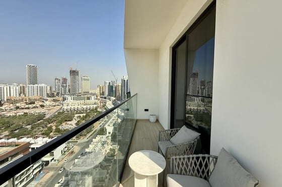 Corner Unit | Furnished | Beautiful View, picture 2