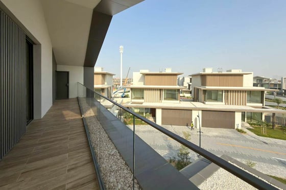 Biggest Plot | Corner Unit | Genuine, picture 74