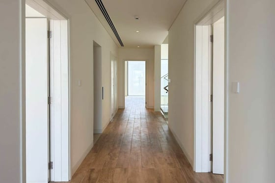 Biggest Plot | Corner Unit | Genuine, picture 64