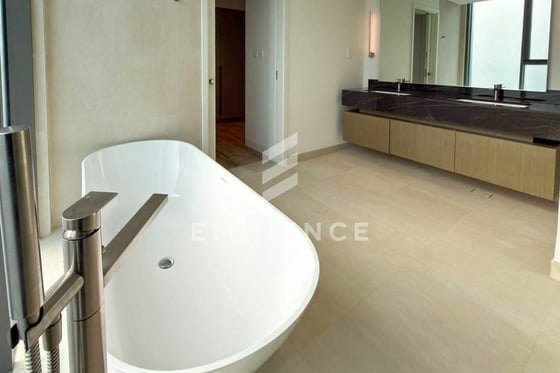 Biggest Plot | Corner Unit | Genuine, picture 59
