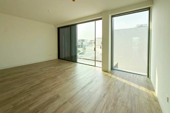 Biggest Plot | Corner Unit | Genuine, picture 24