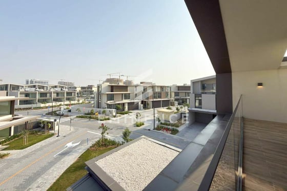 Biggest Plot | Corner Unit | Genuine, picture 75