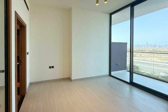 BRAND NEW | MARINA VIEW | VACANT, picture 22