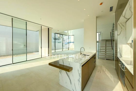 Biggest Plot | Corner Unit | Genuine, picture 4