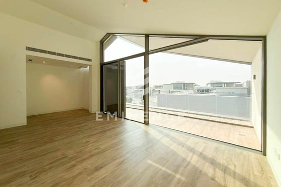 Biggest Plot | Corner Unit | Genuine, picture 18