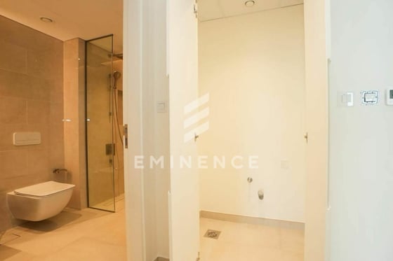 VACANT | SKYLINE VIEW | PRIME LOCATION, picture 9