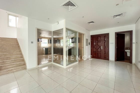 VACANT | STANDALONE 4BR plus Maids  | HUGE PLOT, picture 8
