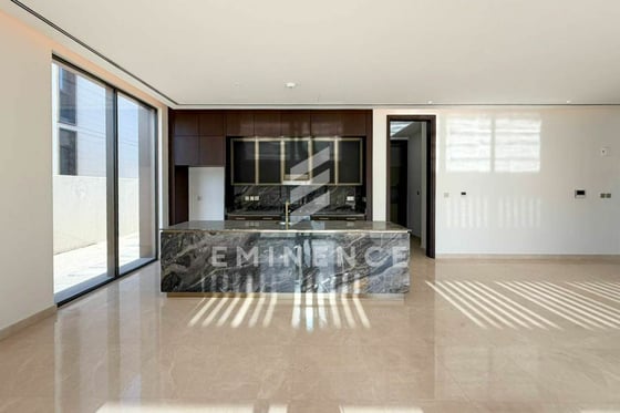 Elie Saab l Brand new | Large Plot | vacant, picture 7
