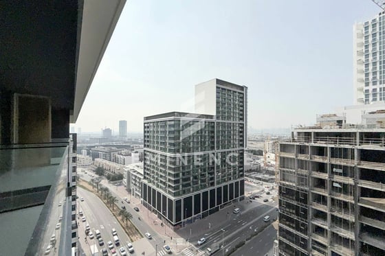 Vacant | Brand New | High Floor | 2BR plus Maids, picture 1