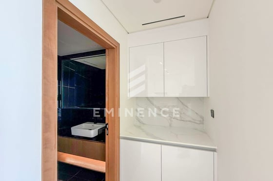 BRAND NEW | MARINA VIEW | VACANT, picture 14