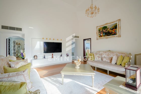3BR Penthouse | City View | Fully Renovated, picture 2