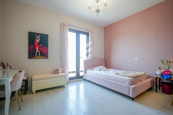 3BR Penthouse | City View | Fully Renovated, picture 15