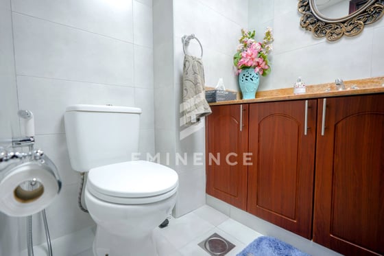 3BR Penthouse | City View | Fully Renovated, picture 25