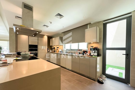 5 bed | Stand Alone Villa | Big plot, picture 9