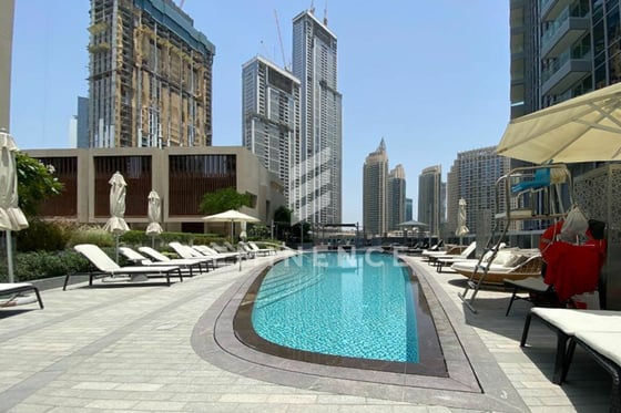 Burj and Fountain Views | Chiller Free | Bright, picture 21