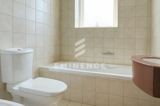 FULLY FURNISHED | PRIME LOCATION | 2BR | VACANT, picture 14