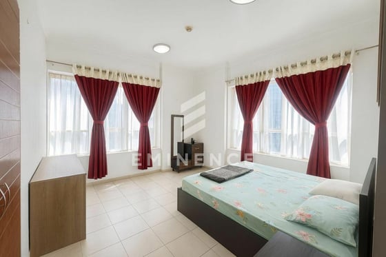 FULLY FURNISHED | PRIME LOCATION | 2BR | VACANT, picture 3
