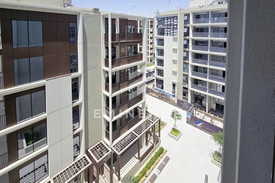 BEST DEAL | MODERN | BEACH ACCESS | READY TO MOVE, picture 10