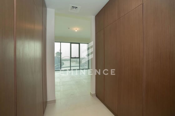 Waterfront Living | Canal View | High Floor, picture 3