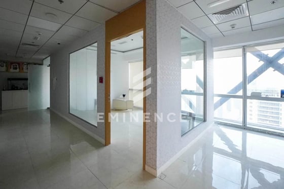 VACANT | MULTIPLE OPTIONS | METRO LINK | FITTED, picture 18