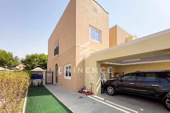 Motivated Seller | Vastu | Rented, picture 1